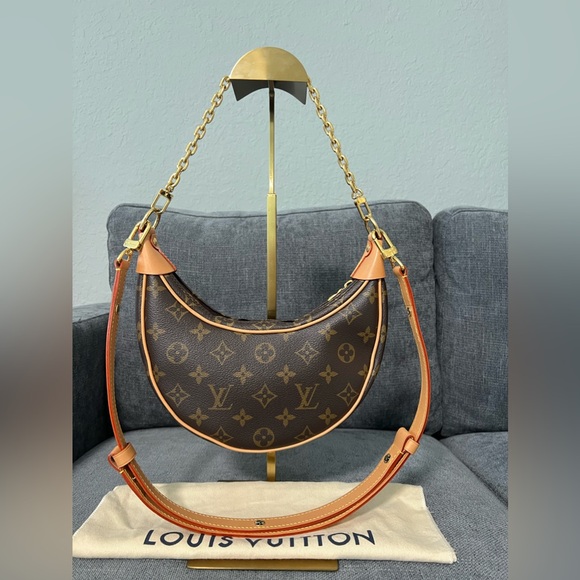 Louis Vuitton monogram loop crossbody bag - Picture 2 of 8
